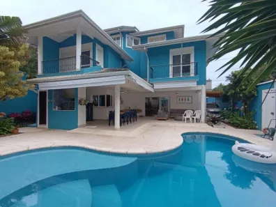 Sobrado com 5 Quartos para venda ou aluguel, 300m² no Bairro de Juquehy, São Sebastião