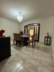 Sobrado com 3 Quartos à venda, 181m² no Jardim Cecília, Mogi das Cruzes