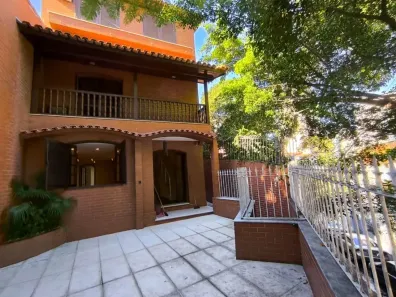 Casa com 4 Quartos à venda, 250m² no Icaraí, Niterói