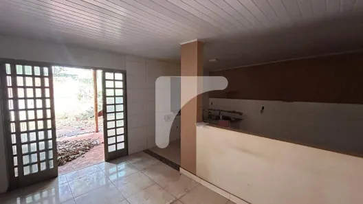 Casa com 2 Quartos à venda, 91m² no Jardim Barcelona, Londrina