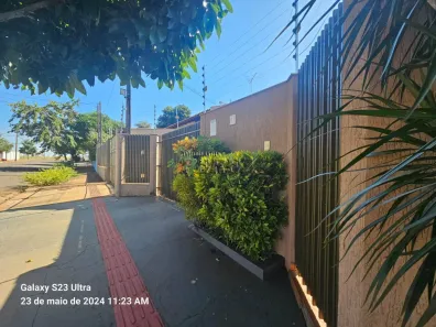 Casa com 3 Quartos à venda, 182m² no Califórnia, Londrina