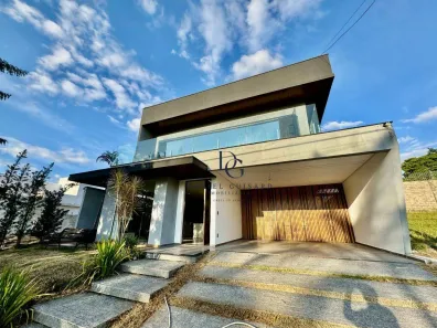 Casa de Condomínio com 3 Quartos para venda ou aluguel, 260m² no Residencial Novo Horizonte, Taubaté