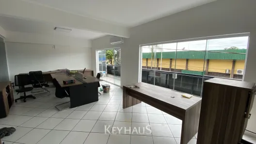 Sala Comercial para alugar, 300m² no Centro, Itajaí