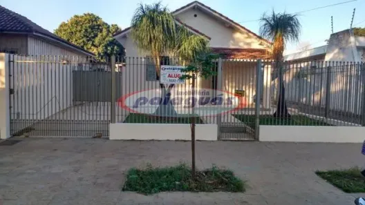 Casa com 3 Quartos para alugar, 100m² no Zona 02, Maringá
