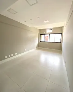 Sala Comercial para alugar, 32m² no Praia do Suá, Vitória