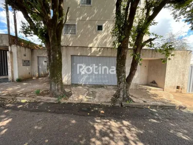 Imóvel Comercial com 3 Quartos para alugar, 280m² no Tibery, Uberlândia