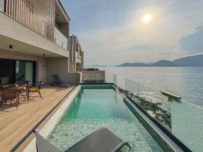 Casa com 4 Quartos à venda, 260m² no Biscaia, Angra dos Reis