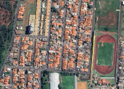 Lote/Terreno à venda, 250m² no Granada, Uberlândia