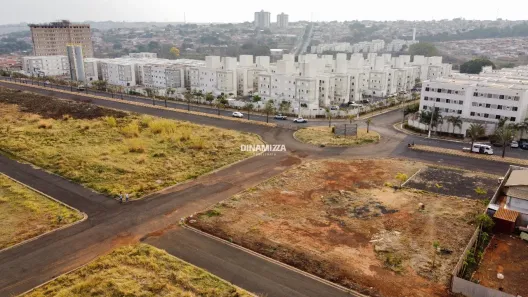 Lote/Terreno à venda, 200m² no Loteamento Reynaldo Mendes, Uberaba