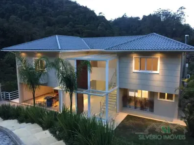 Casa de Condomínio com 4 Quartos à venda, 600m² no Independência, Petrópolis