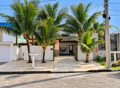 Casa com 3 Quartos à venda, 128m² no Jd São Francisco, Peruíbe