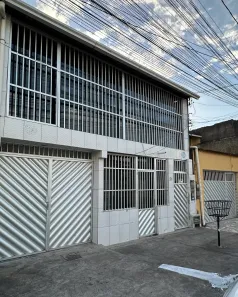 Casa com 5 Quartos à venda, 200m² no Cajazeiras V, Salvador