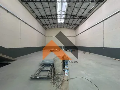 Galpão/Depósito/Armazém para alugar, 450m² no Jardim São Caetano, São Caetano do Sul