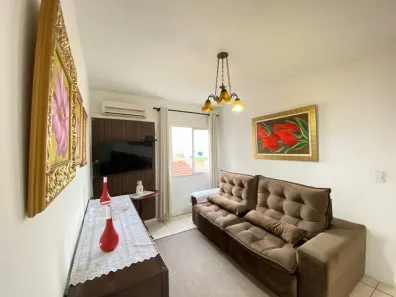 Apartamento com 2 Quartos à venda, 58m² no Barreiros, São José