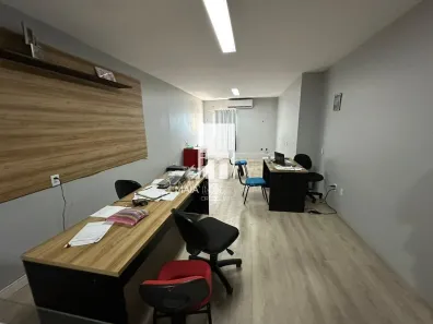 Galpão/Depósito/Armazém à venda, 180m² no Guamá, Belém