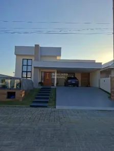 Casa de Condomínio com 3 Quartos à venda, 161m² no Lagoinha, Araruama