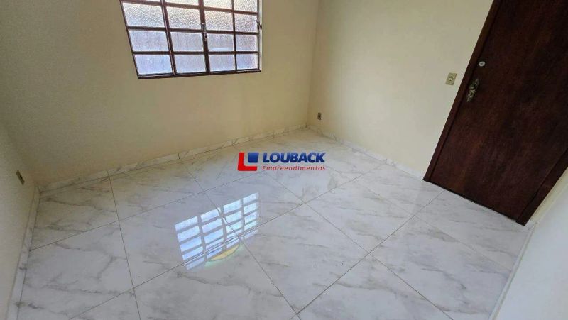 Apartamento com 3 quartos — Glória, Belo Horizonte