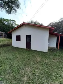 Casa com 2 Quartos para alugar, 35m² no Fiuza, Viamão