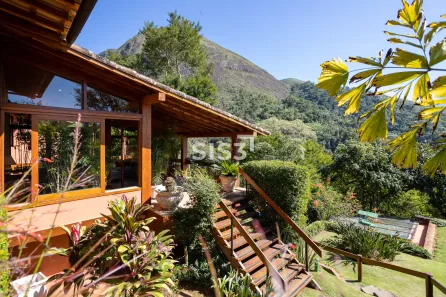 Casa de Condomínio com 4 Quartos à venda, 738m² no Araras, Petrópolis