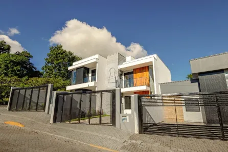 Sobrado com 3 Quartos à venda, 125m² no Freitas, Sapucaia do Sul