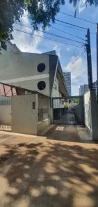 Kitnet para alugar, 45m² no Zona 07, Maringá
