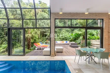 Casa de Condomínio com 5 Quartos para alugar, 952m² no Campo Comprido, Curitiba
