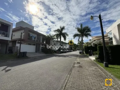 Lote/Terreno à venda, 450m² no Jurerê, Florianópolis