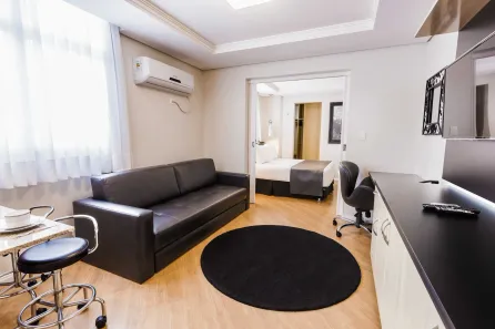 Apartamento com 1 Quarto para alugar, 55m² no Batel, Curitiba