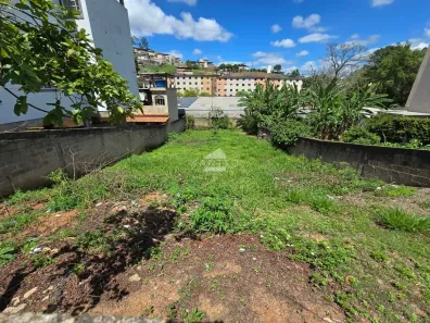 Lote/Terreno à venda, 402m² no Benfica, Juiz de Fora