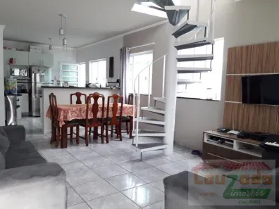 Sobrado com 3 Quartos à venda, 140m² no Jardim Brasil, Peruíbe