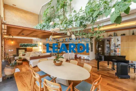 Casa com 4 Quartos à venda, 600m² no Alto de Pinheiros, São Paulo