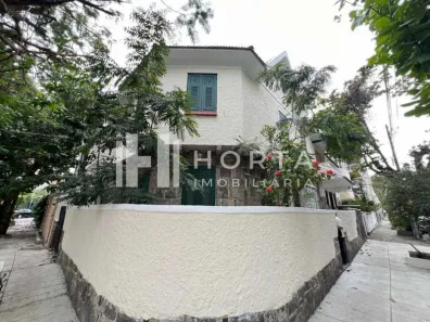 Casa com 4 Quartos para alugar, 206m² no Urca, Rio de Janeiro
