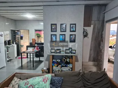 Casa com 3 Quartos à venda, 100m² no Chácaras Reunidas Santa Terezinha, Contagem