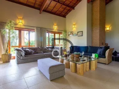 Casa com 3 Quartos para alugar, 393m² no Dois Córregos, Valinhos