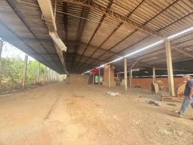 Imóvel Comercial com 3 Quartos para alugar, 22m² no Parque Atalaia, Cuiabá