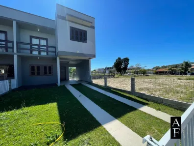 Casa com 3 Quartos para alugar, 120m² no , Garopaba