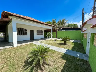 Casa com 2 Quartos para alugar, 110m² no Praia de Itaipuaçu (Itaipuaçu), Maricá