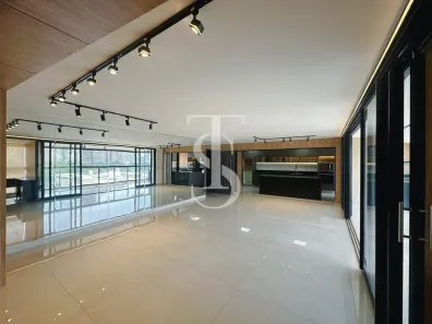Apartamento com 4 Quartos para alugar, 215m² no Setor Bueno, Goiânia