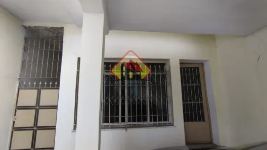 Sobrado com 3 Quartos para alugar, 175m² no Centro, Taubaté