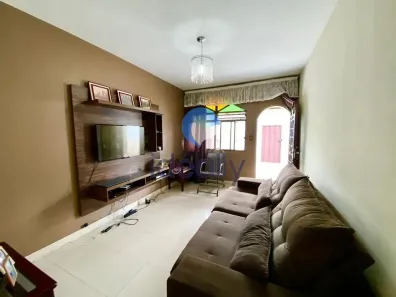 Casa com 3 Quartos à venda, 114m² no Parque Recreio, Contagem