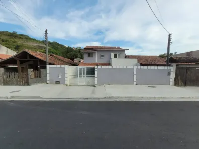 Casa com 5 Quartos para alugar, 218m² no Piratininga, Niterói