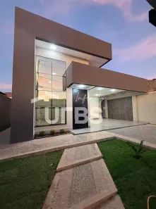 Casa com 3 Quartos à venda, 185m² no Plano Diretor Sul, Palmas
