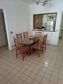 Apartamento com 3 Quartos para alugar, 100m² no Pitangueiras, Guarujá