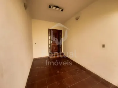 Apartamento com 3 Quartos para alugar, 60m² no Presidente Roosevelt, Uberlândia