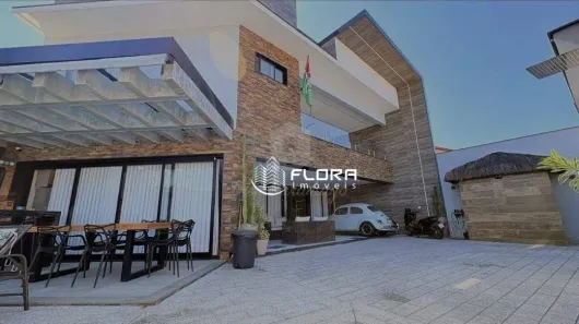 Casa com 3 Quartos à venda, 209m² no Camboinhas, Niterói