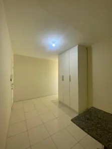 Kitnet com 1 Quarto para alugar, 30m² no Centro, Anápolis