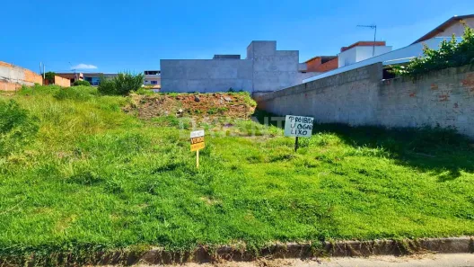 Lote/Terreno à venda, 300m² no Vila Primavera, Jaguariúna
