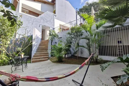 Casa com 3 Quartos à venda, 315m² no Jardim Prudência, São Paulo