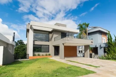 Casa de Condomínio com 4 Quartos à venda, 380m² no Vila Nova, Porto Alegre