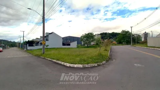 Lote/Terreno para alugar, 720m² no São Luiz, Caxias do Sul
